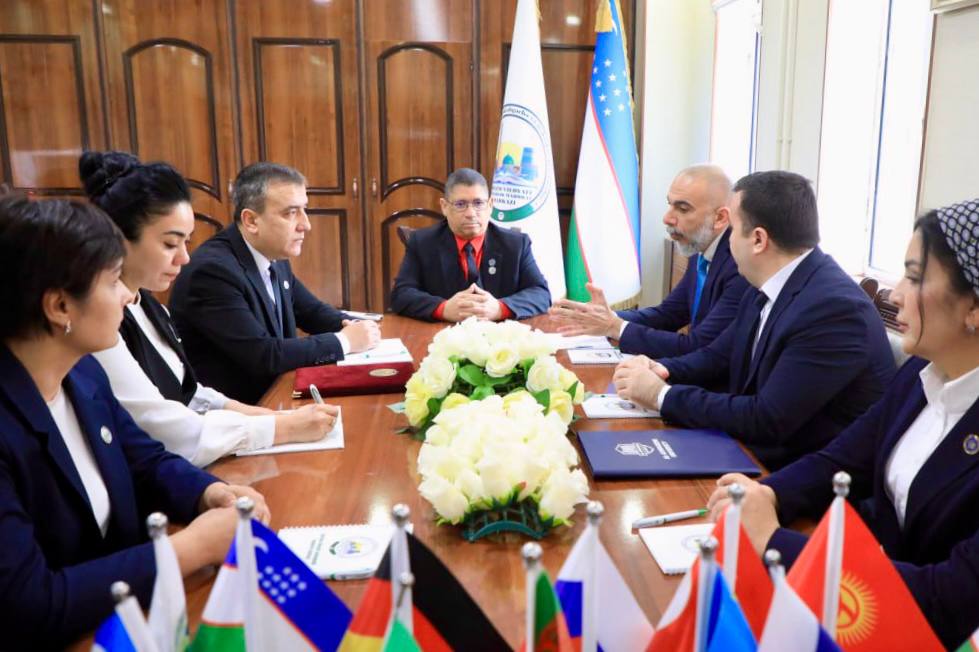 A Memorandum of Cooperation has been signed between Al-Khwarizmi University and the Khorezm Regional Center for Pedagogical Excellence