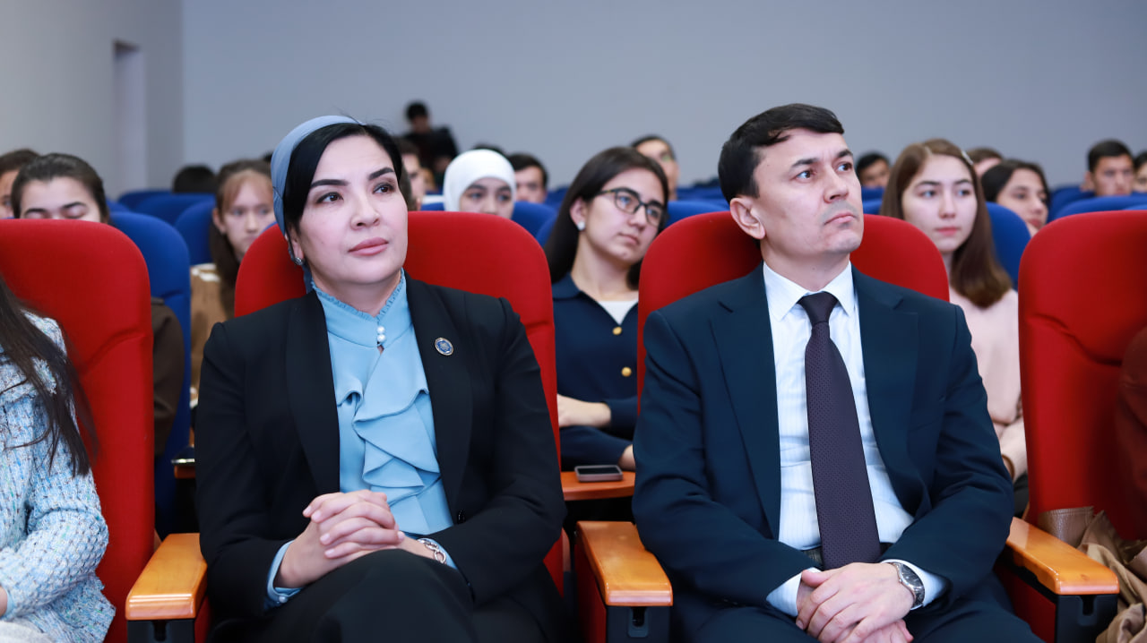 A significant and inspiring meeting titled “The Path to Success in Artificial Intelligence and IT” was held at Al-Khwarizmi University.